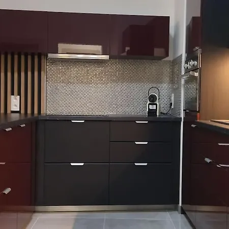 Center Iii * Нитра