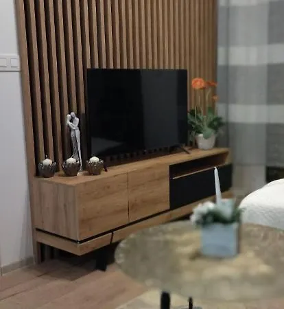 Center Iii * Нитра